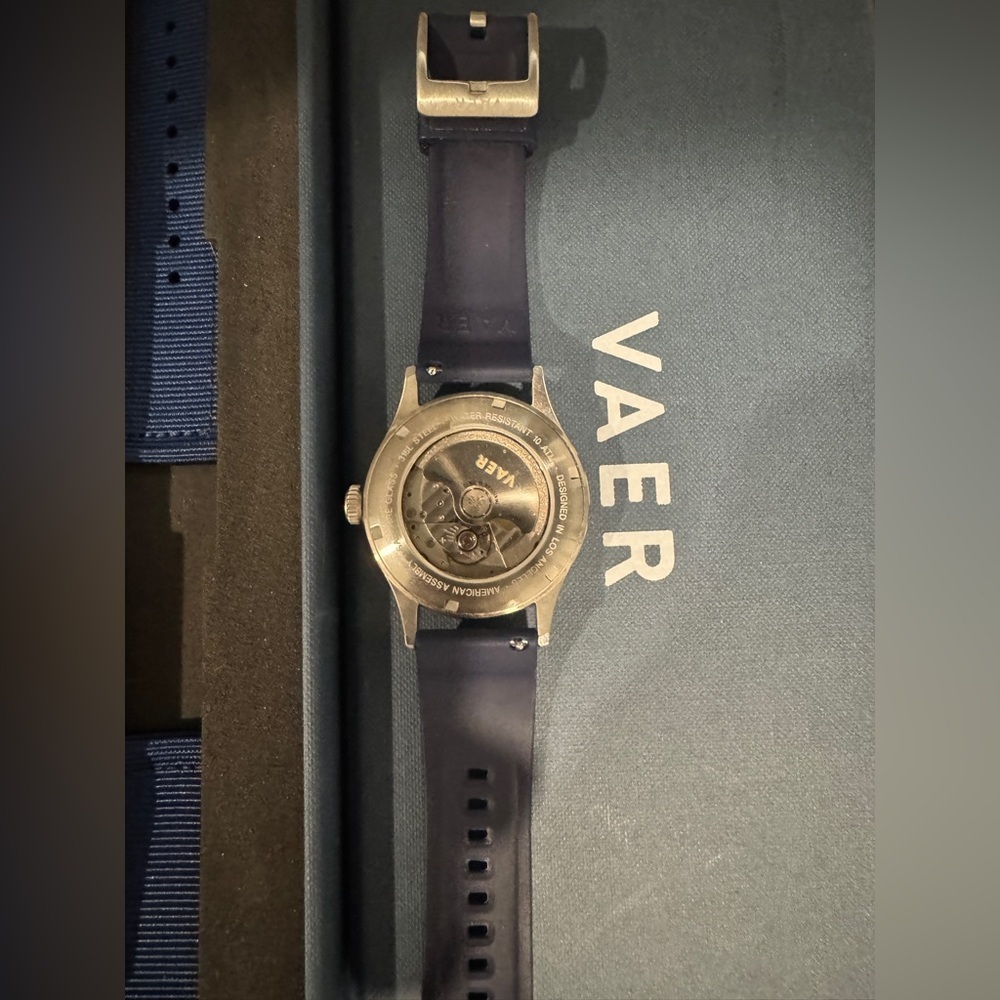 Vaer A5 | Design White USA Automatic - Picture 6 of 6